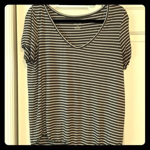 Soft & Sexy American Eagle T-shirt